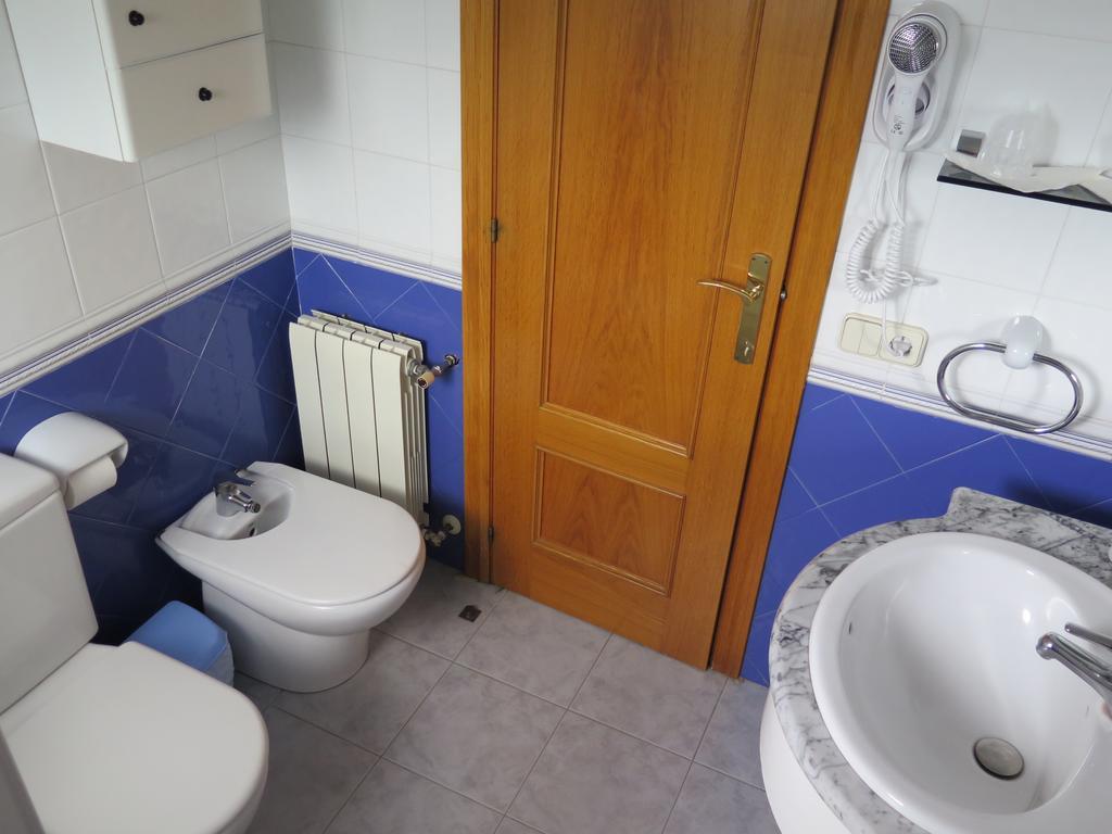 Apartaments El Ribal Valencia D'Aneu Extérieur photo
