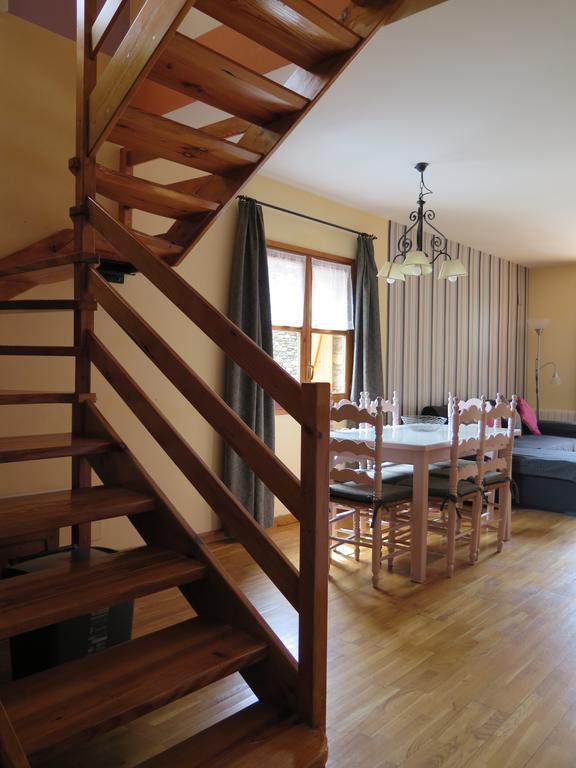 Apartaments El Ribal Valencia D'Aneu Extérieur photo